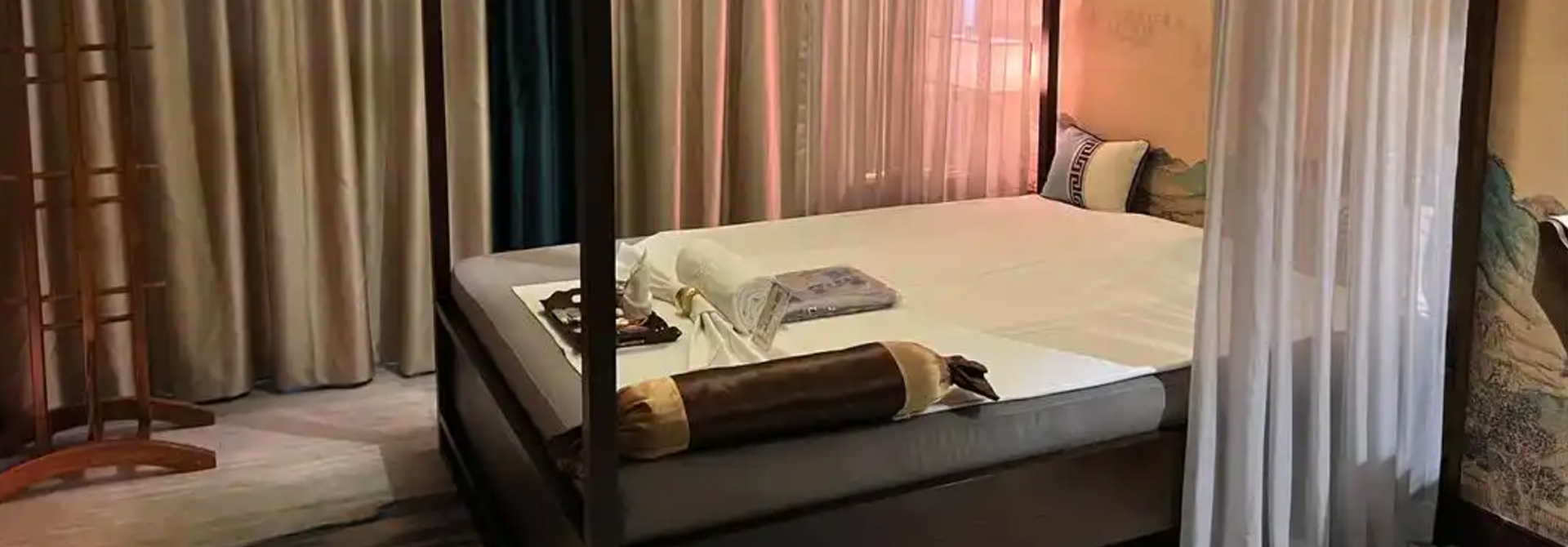 西安灞桥Xinxi养生会馆高端养生馆